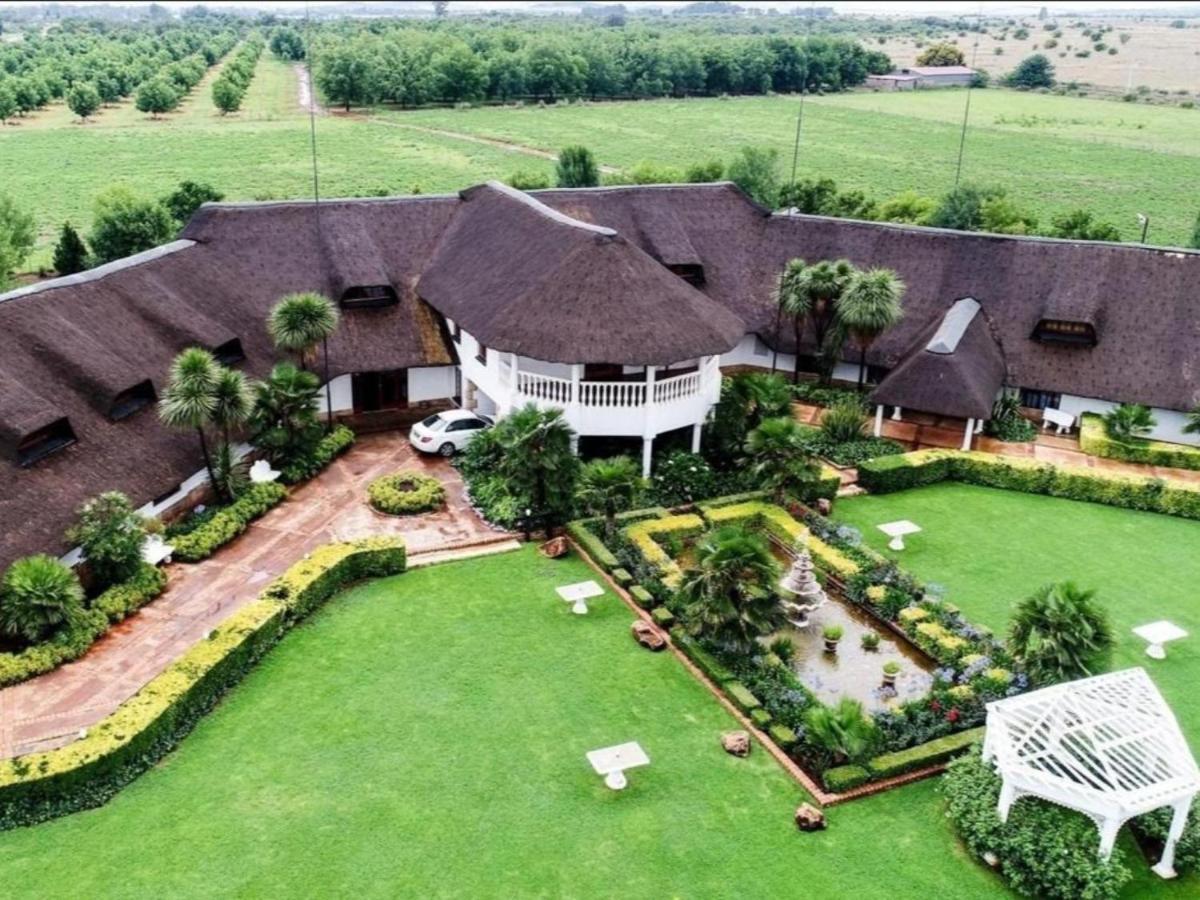 Lyon Paradise Bed and Breakfast Potchefstroom Buitenkant foto